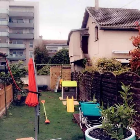 아파트 A Avec Terrasse 38 M² Et Jardin 디종
